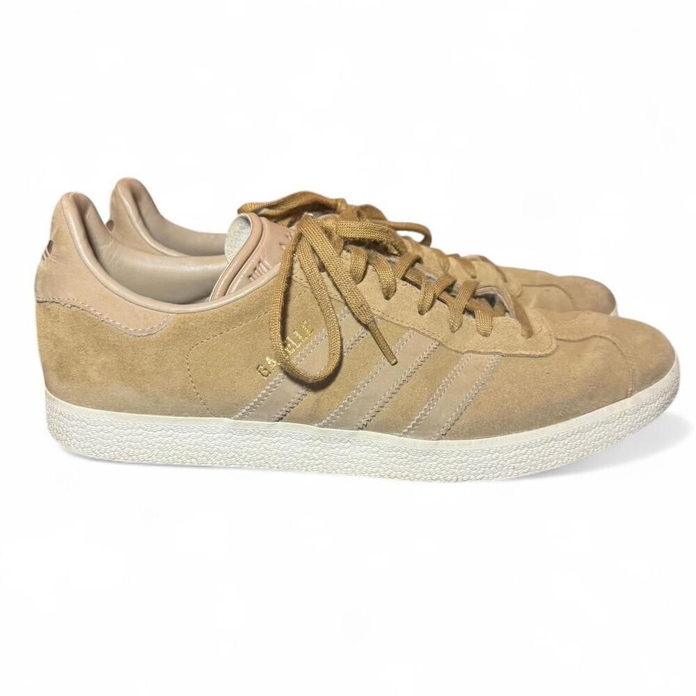 Adidas Gazelle Suede Sneakers Men’s 10.5 Tan Beige Originals Casual Shoes
